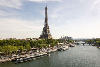 VILLE DE PARIS (RH)